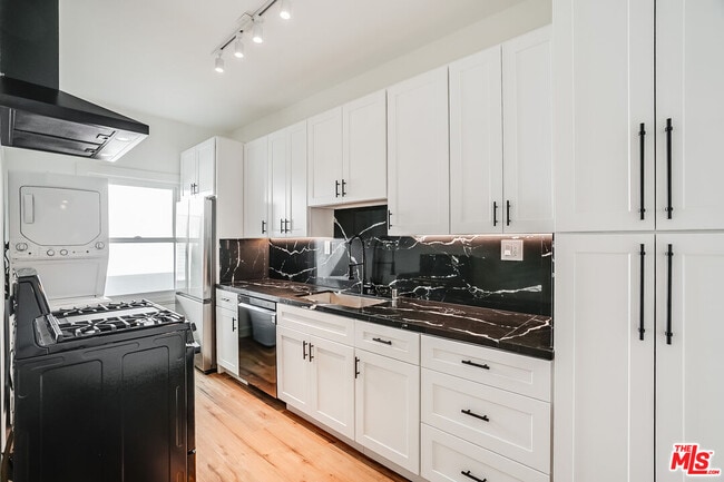 property at 151 N Swall Dr