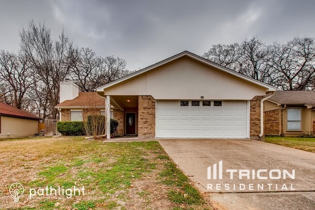 5705 Teal Ridge Dr in Arlington, TX - Building Photo - Building Photo