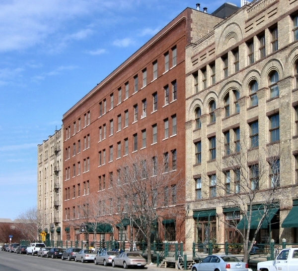 The Itasca in Minneapolis, MN - Building Photo