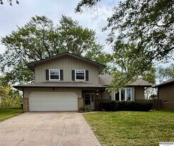 1503 Willow Ave in Bellevue, NE - Building Photo