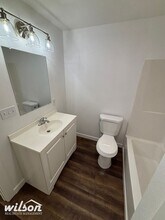 1306 McKinley Ave-Unit -1306 1/2 McKinley Ave in Yakima, WA - Building Photo - Building Photo