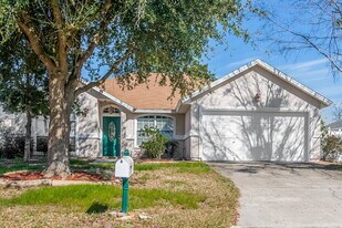 3748 Arava Dr in Green Cove Springs, FL - Building Photo