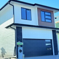 1110 NW Sproul Dr in Waukee, IA - Building Photo