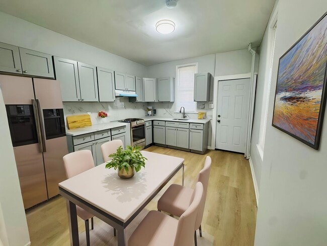 544 N Creighton St in Philadelphia, PA - Building Photo - Building Photo