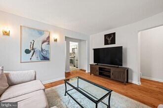 139 Hawaii Ave NE in Washington, DC - Building Photo - Building Photo