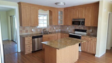 3961 Park Ln in West Palm Beach, FL - Foto de edificio - Building Photo