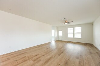 1255 Punta Mita St in Converse, TX - Building Photo - Building Photo