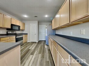 5617 Victory Gallop Dr in Austin, TX - Building Photo - Building Photo