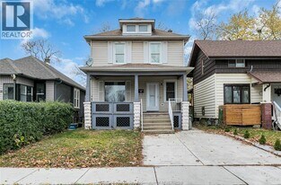 376 Ellis St W in Windsor, ON - Building Photo