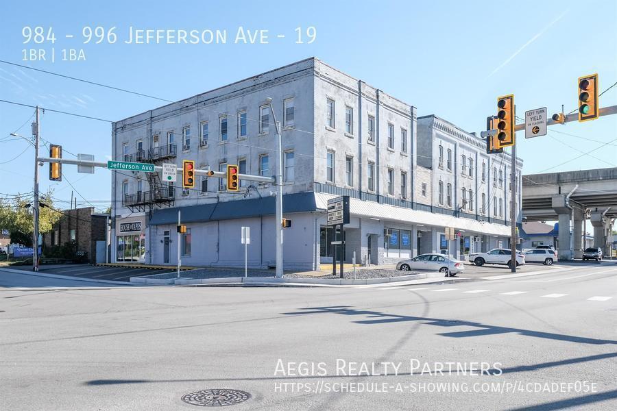 984-996 Jefferson Ave in Washington, PA - Building Photo