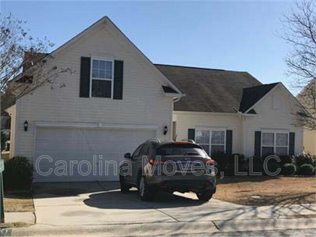 301 Blue Sage Pl in Simpsonville, SC - Building Photo - Building Photo