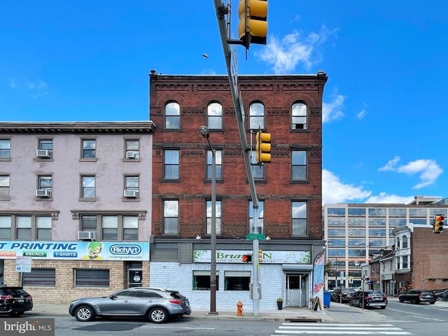 property at 1301 Vine St