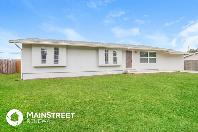 441 Bradley Ave NE in Palm Bay, FL - Building Photo - Building Photo