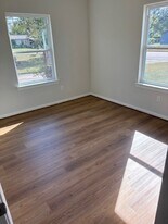 8167 Redfern Dr in Houston, TX - Building Photo