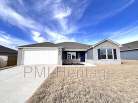 2721 Elliott St in Pea Ridge, AR - Building Photo