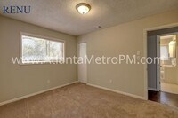 1685 Pheasant Dr photo'