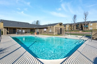 Windscape Village Apartments in Banning, CA - Building Photo