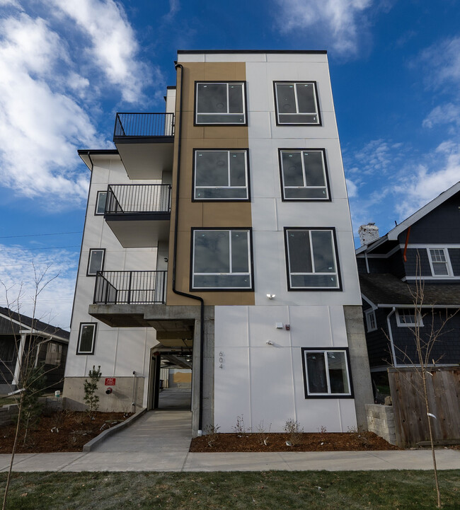 604 Sheridan in Tacoma, WA - Foto de edificio - Building Photo