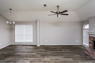 2508 Helen Ln in Mesquite, TX - Building Photo - Building Photo