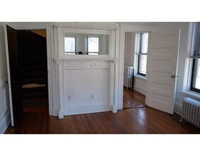 552 Tremont St-Unit -2F in Boston, MA - Building Photo - Building Photo
