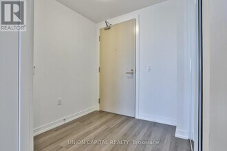 138 Downes St in Toronto, ON - Building Photo - Building Photo