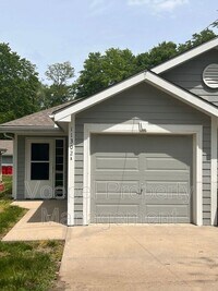 11302 East 20th St S