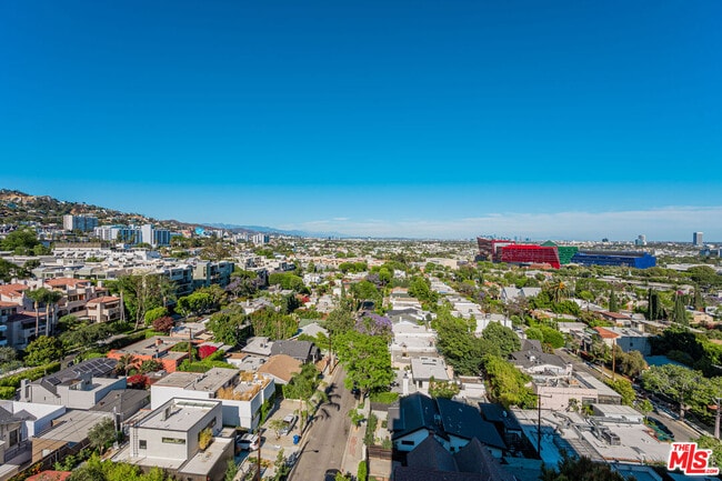 property at 838 N Doheny Dr
