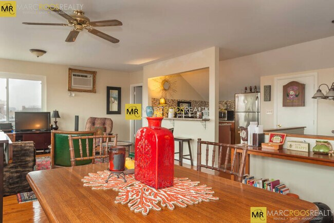 116 Marginal St, Unit 2 in Boston, MA - Foto de edificio - Building Photo