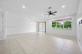 11941 Park Central in Royal Palm Beach, FL - Building Photo - Building Photo