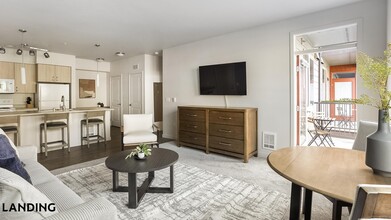 17500 25th Ave NE, Unit GG206 in Marysville, WA - Building Photo - Building Photo