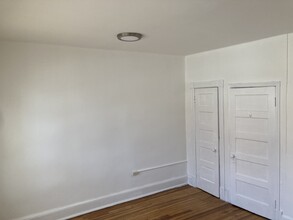 1625 12th St NW, Unit Apt 1 in Washington, DC - Building Photo - Building Photo