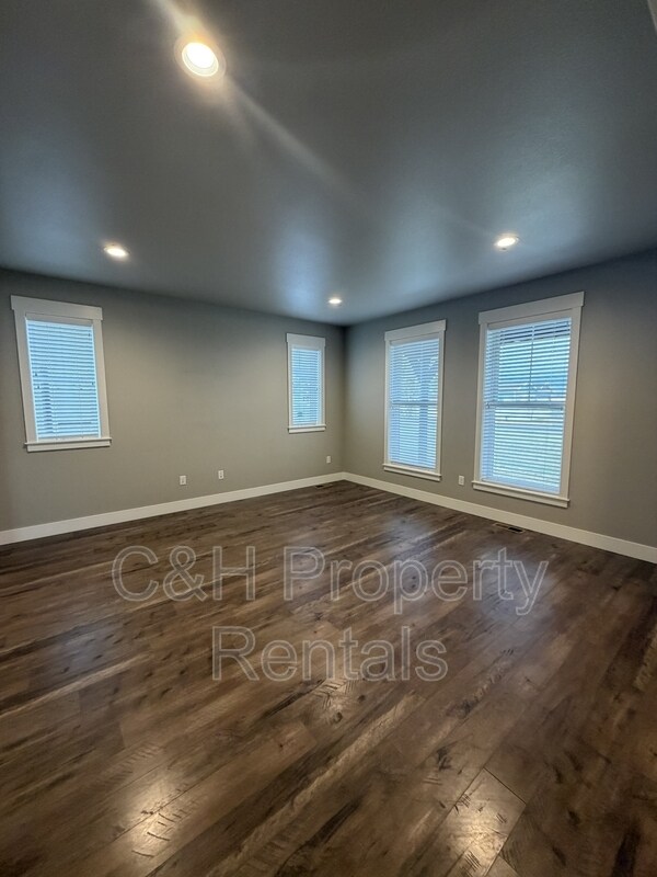 1826 Walter Creek Blvd in Billings, MT - Building Photo - Building Photo