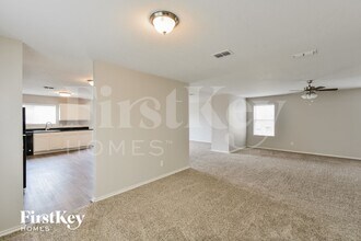 7711 Caballo Canyon in San Antonio, TX - Building Photo - Building Photo