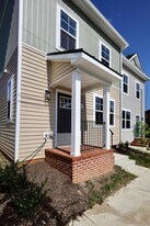 811 S Cameron St in Winchester, VA - Building Photo