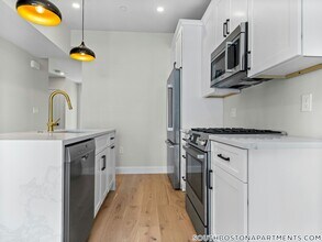 48 Woodward St in Boston, MA - Building Photo - Building Photo