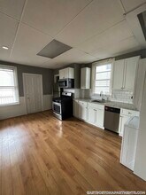 346 Chelsea St in Boston, MA - Building Photo - Building Photo