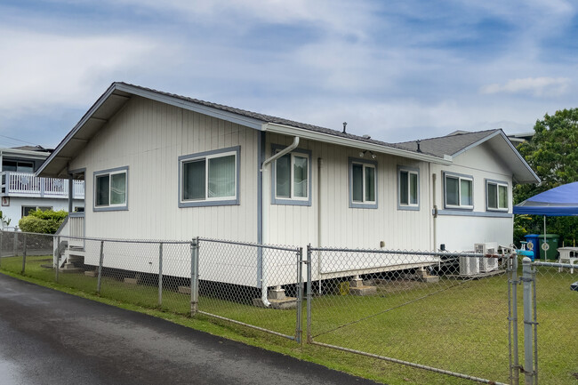 Valley Estates in Kaneohe, HI - Foto de edificio - Building Photo