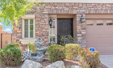 5945 Lambert Bridge Ave in Las Vegas, NV - Building Photo - Building Photo