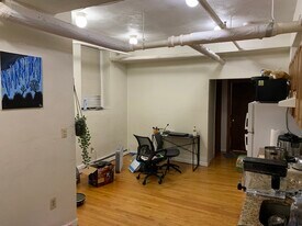 25 Saint Stephen St, Unit B2 in Boston, MA - Building Photo