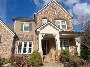 8025 Kelsey Pl in Duluth, GA - Building Photo - Building Photo