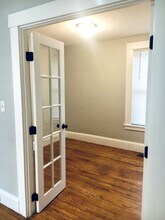 32 Union St, Unit B in Portsmouth, NH - Building Photo - Building Photo