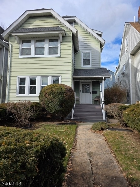 property at 473 N Grove St