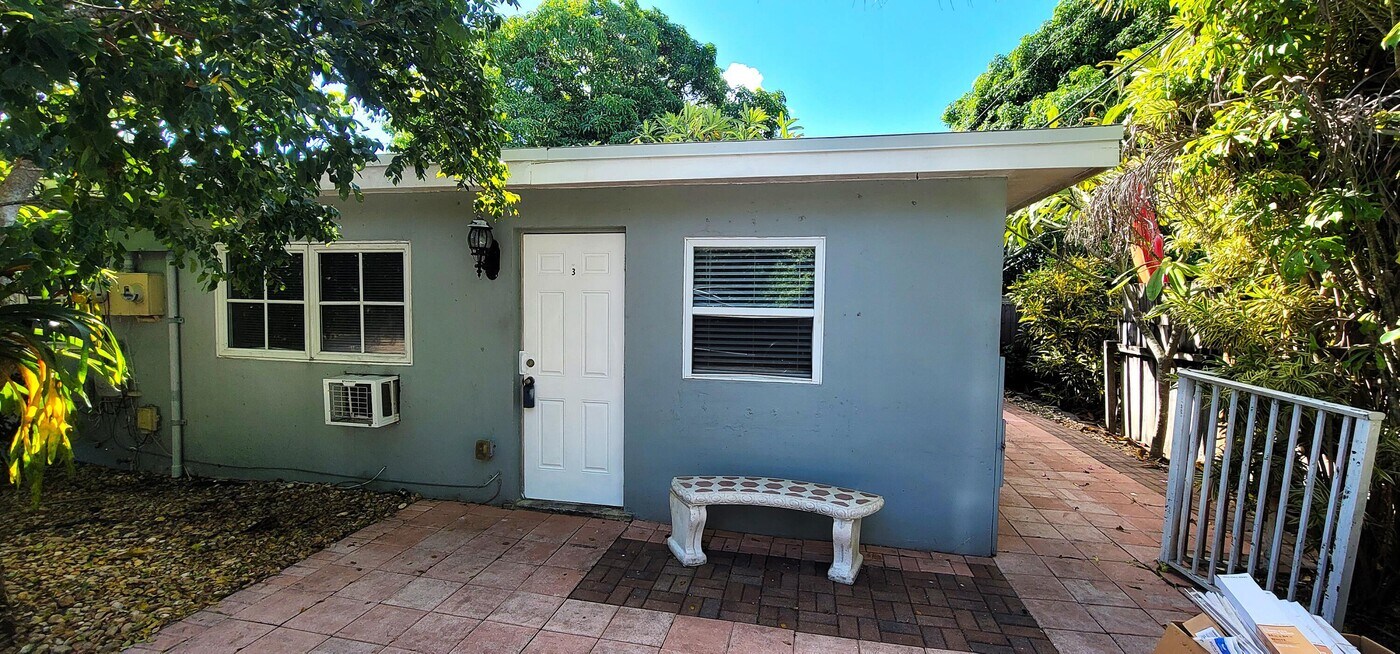 721 Greene Ave in Lake Worth Beach, FL - Building Photo