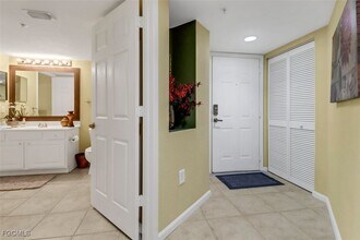 4105 Residence Drive in Ft. Myers, FL - Building Photo - Building Photo