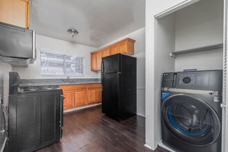 Student Housing Near Univ Southern California in Los Angeles, CA - Building Photo - Interior Photo