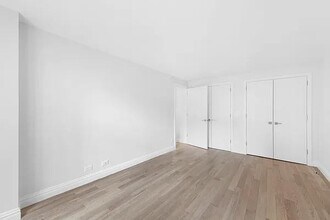 250 W 88th St in New York, NY - Building Photo - Building Photo