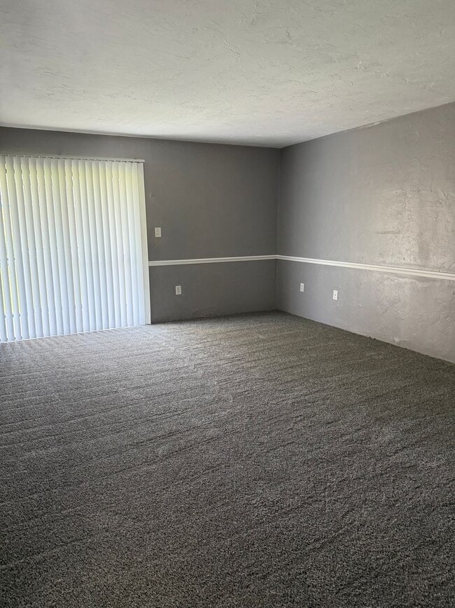 property at 2811 SW Archer Rd
