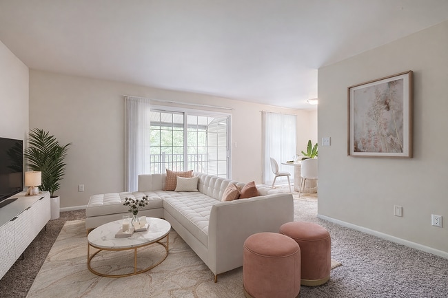 Monarch Crossing in Newport News, VA - Building Photo - Building Photo