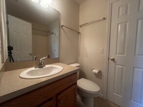 1925 Nena Hills Dr in Tallahassee, FL - Building Photo - Building Photo