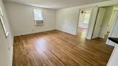 118 Brockway Ave in Owens Cross Roads, AL - Building Photo - Building Photo
